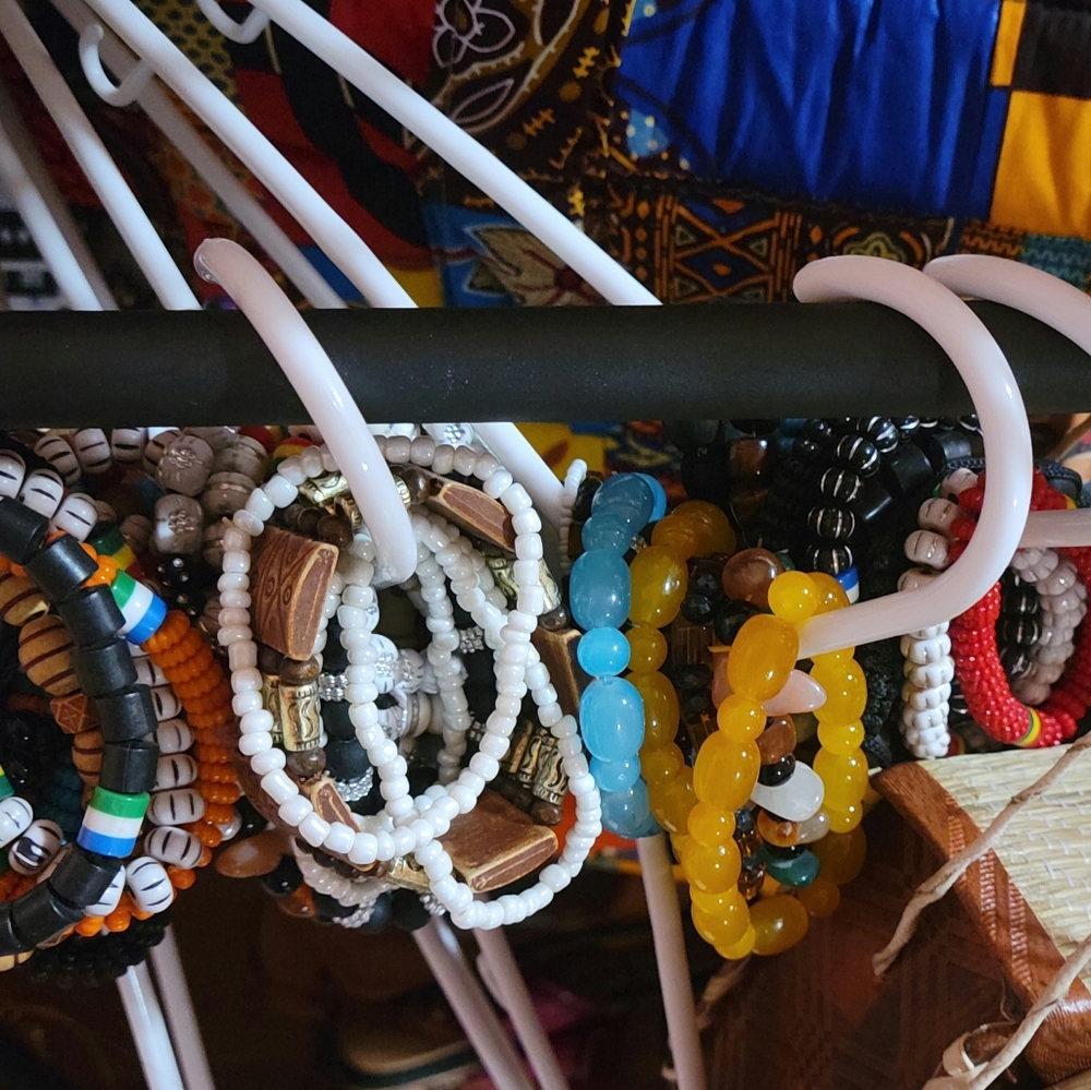 Single Hand Bead